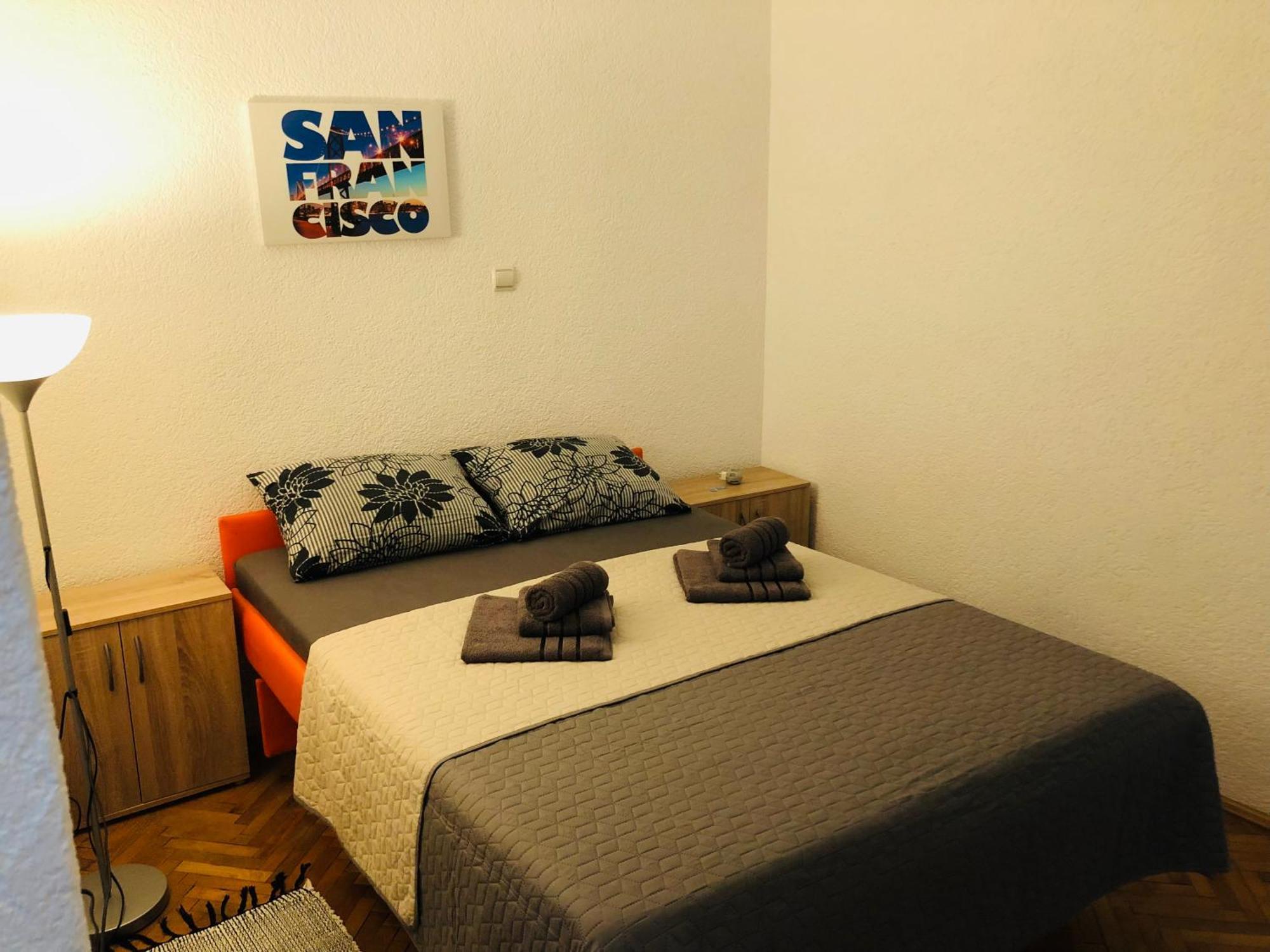 Apartmani Ema Trogir Zewnętrze zdjęcie