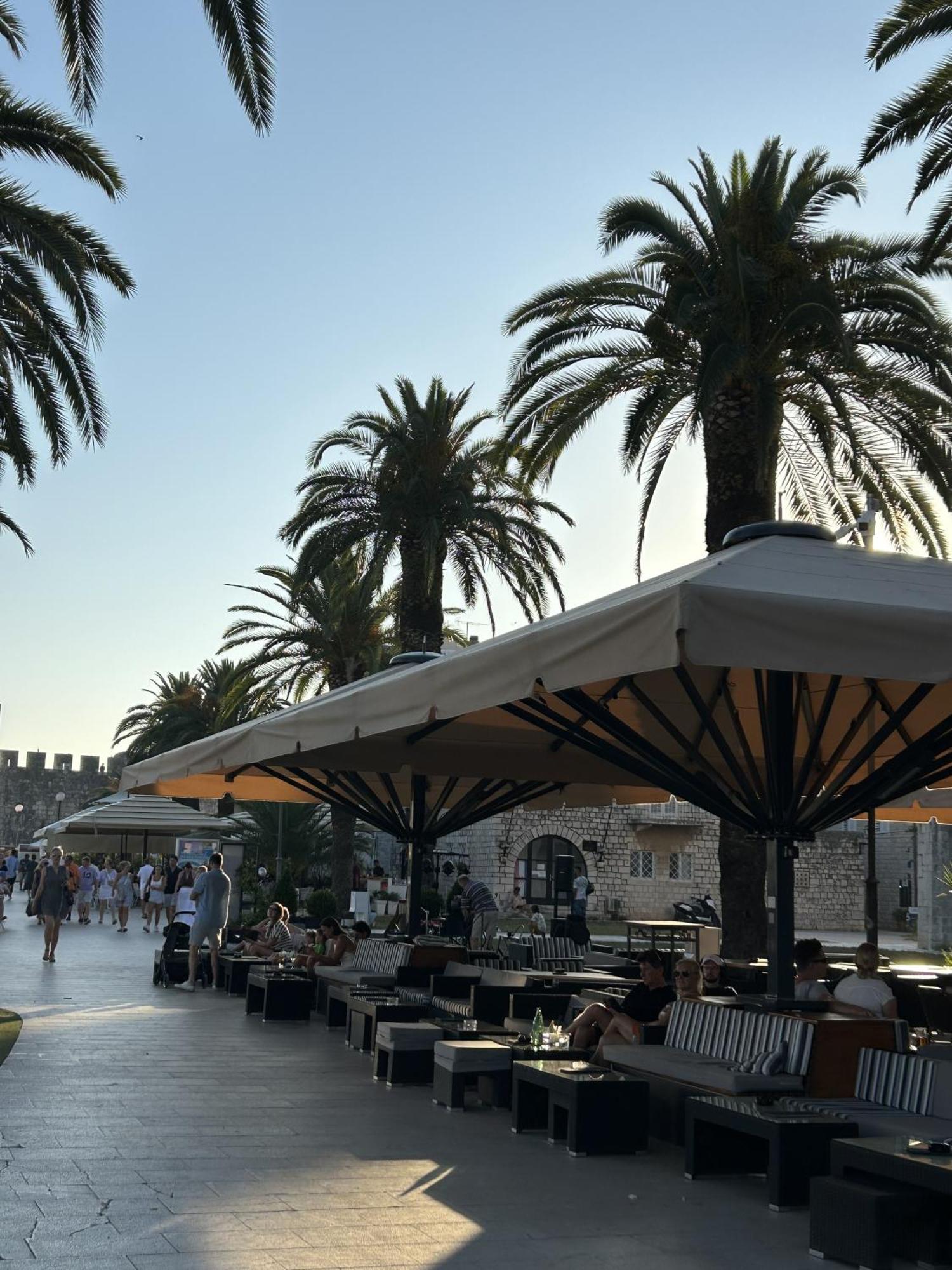 Apartmani Ema Trogir Zewnętrze zdjęcie