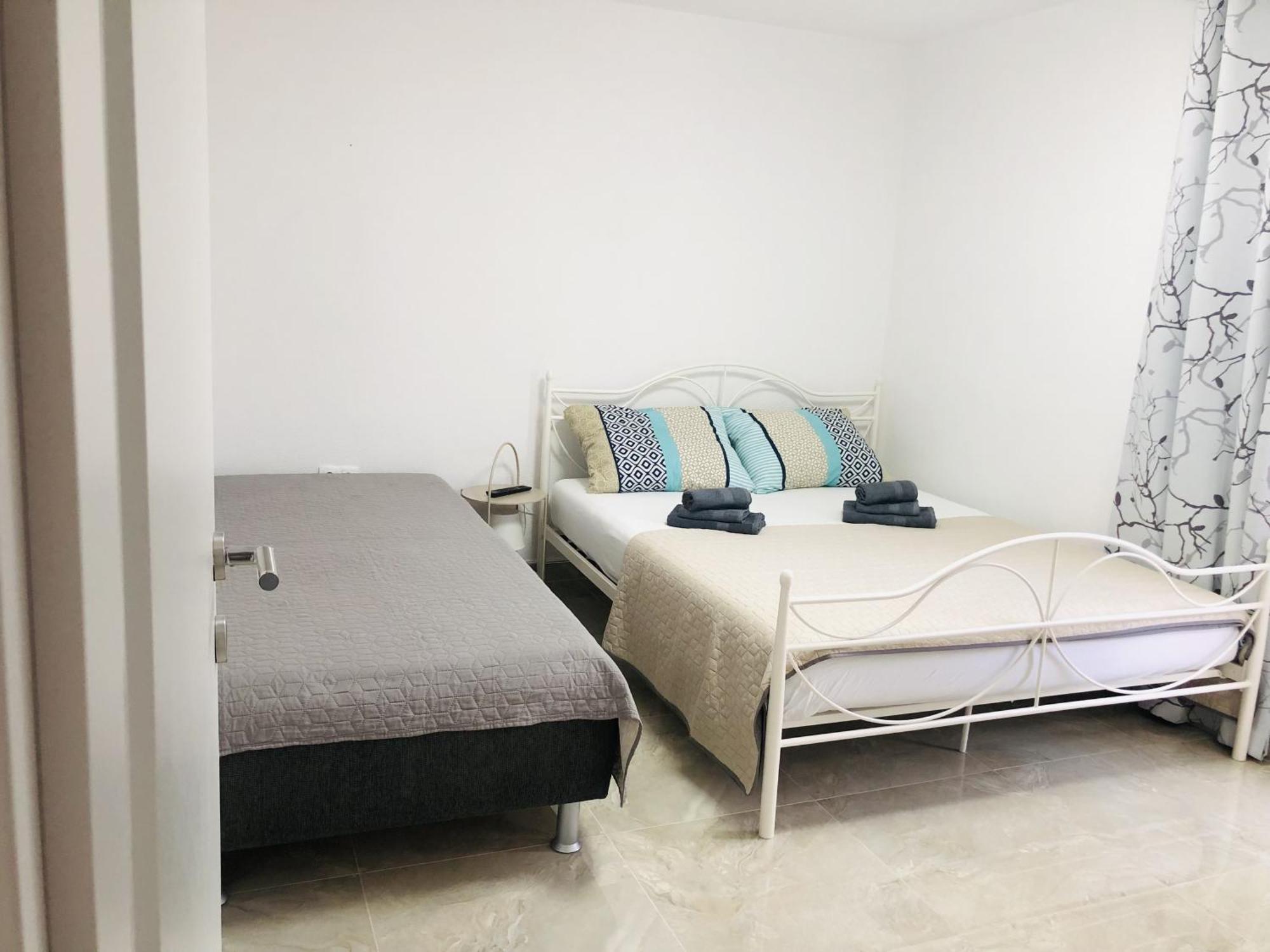Apartmani Ema Trogir Zewnętrze zdjęcie